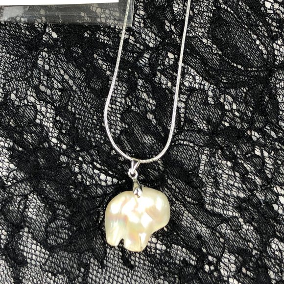 NEW - Hawaiian Freshwater Baroque Pearl Pendant Necklace Set in 8KT GP Setting - Picture 5 of 16